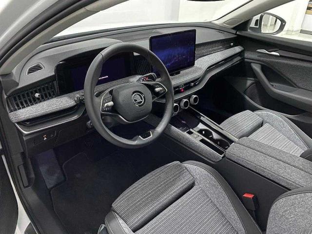 SKODA Superb 1.5 TSI PHEV DSG SELECTION COMBI 204 5P