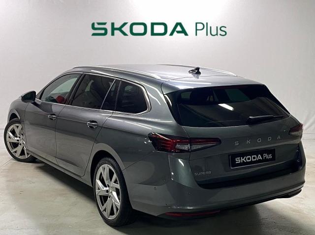 SKODA Superb SUPERB COMBI SELECTION