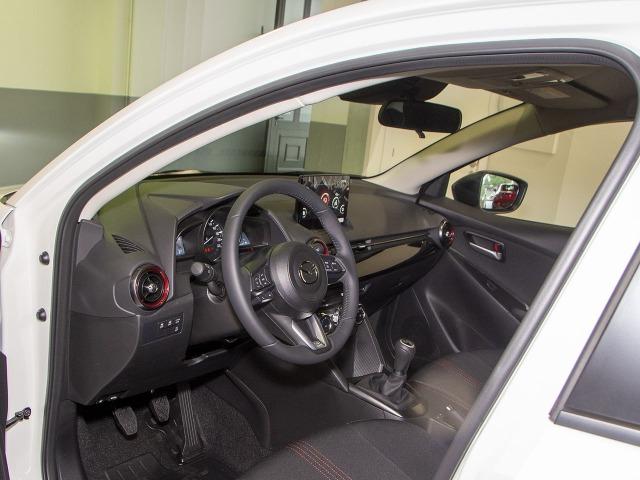 Mazda 2 1.5 E-SKYACTIV-G HOMURA 90 5P