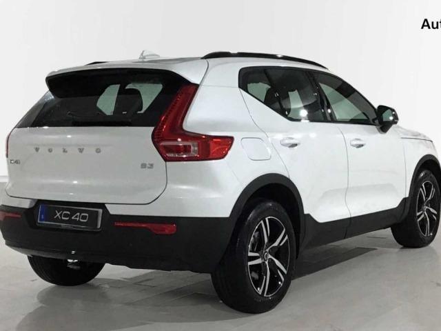 Volvo Xc40 1.5 T4 Recharge PHEV Plus Dark Auto