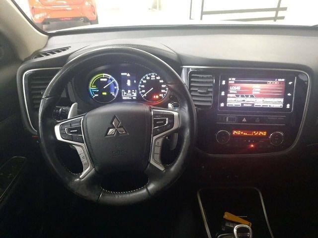 Mitsubishi Outlander 2.4 PHEV Kaiteki 4WD Auto 165 kW (224 CV)