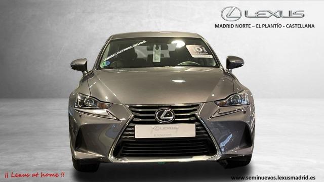 LEXUS 2.5 300h Business Navibox 182€/mes