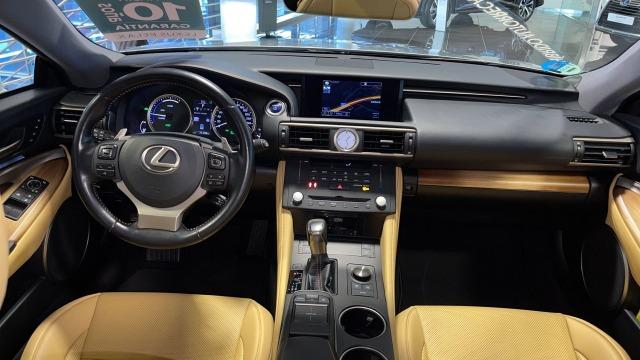 LEXUS 2.5 300h Luxury 413€/mes