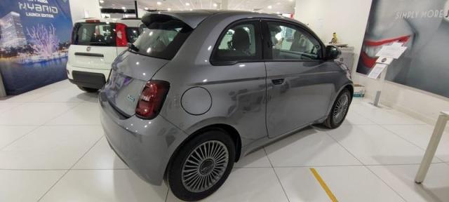 Fiat 500e 320km 118cv Auto. Icon