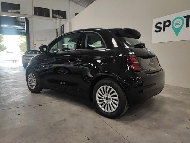 Fiat 500e 320km 118cv Auto. Icon