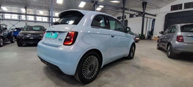 Fiat 500e 320km 118cv Auto. Icon