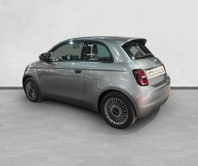 Fiat 500e 320km 118cv Auto.