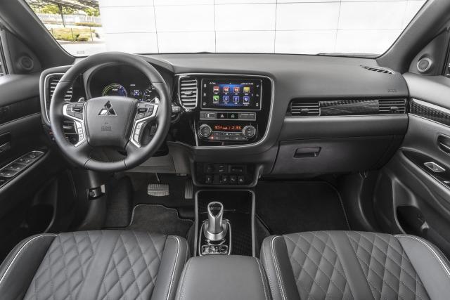 Mitsubishi Outlander PHEV 2019