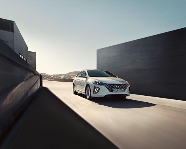 Hyundai IONIQ Híbrido eléctrico