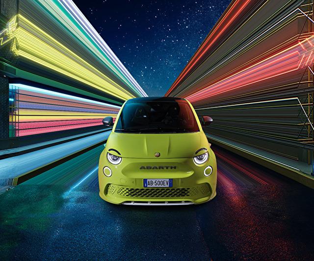 Abarth 500e Scorpioníssima Eléctrico