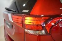 Mitsubishi Outlander 2.4 PHEV 224cv 4WD Kaiteki