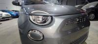 Fiat 500e 320km 118cv Auto.