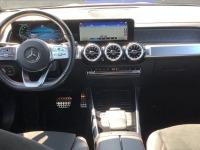 MERCEDES-BENZ Eqb EQB 300 4MATIC