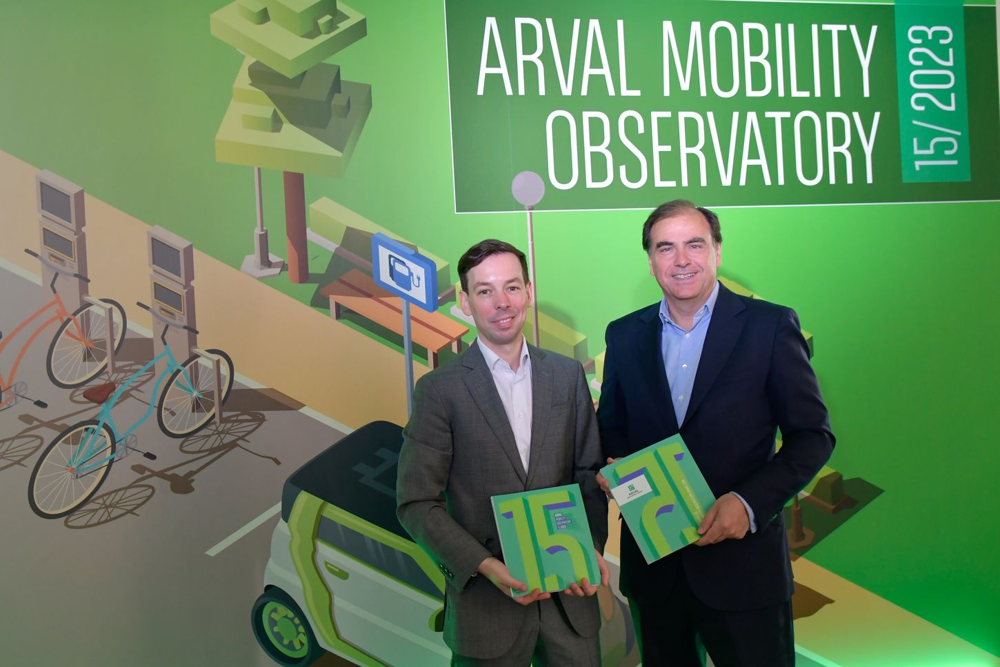 Según los resultados del Arval Mobility Observatory, cerca del 100% de las empresas ya cuenta, o quiere, vehículos electrificados en los próximos 3 años