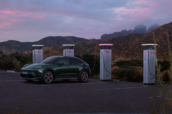 Porsche ofrece las claves para viajar sin problemas en eléctrico con su planificador Porsche ChargingPlanner