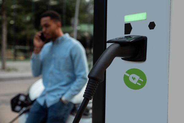 Crece la red de puntos de recarga para los coches eléctricos en España durante el segundo trimestre de este año, siendo ahora de 35.698 ubicaciones