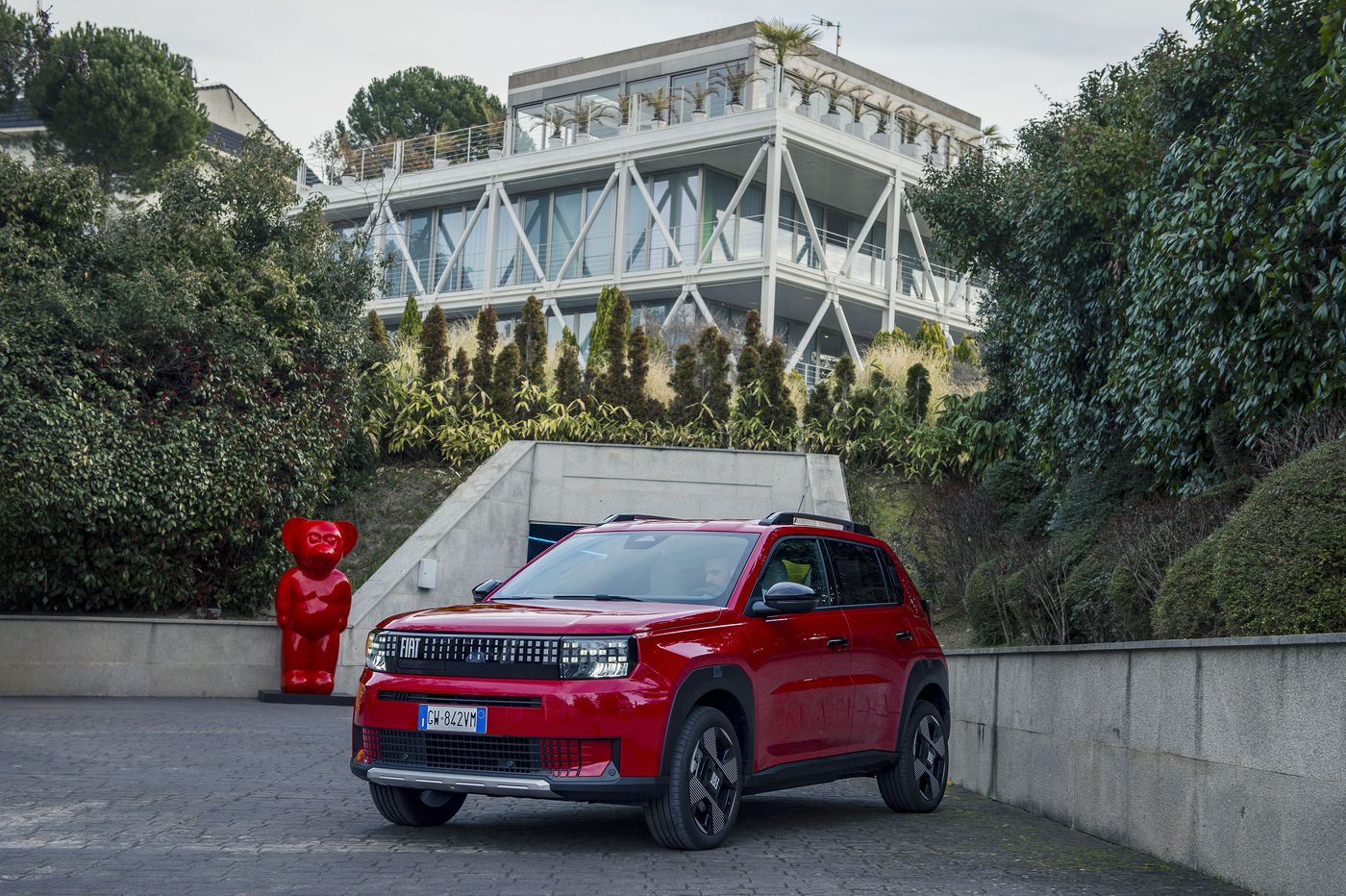 Del Panda al Grande Panda, otro más en la familia de este conocido modelo, tanto en híbrido como en eléctrico