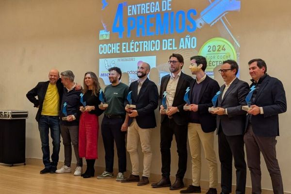 Entregados los IV Premios Coche Eléctrico del Año que promueve movilidadelectrica.com