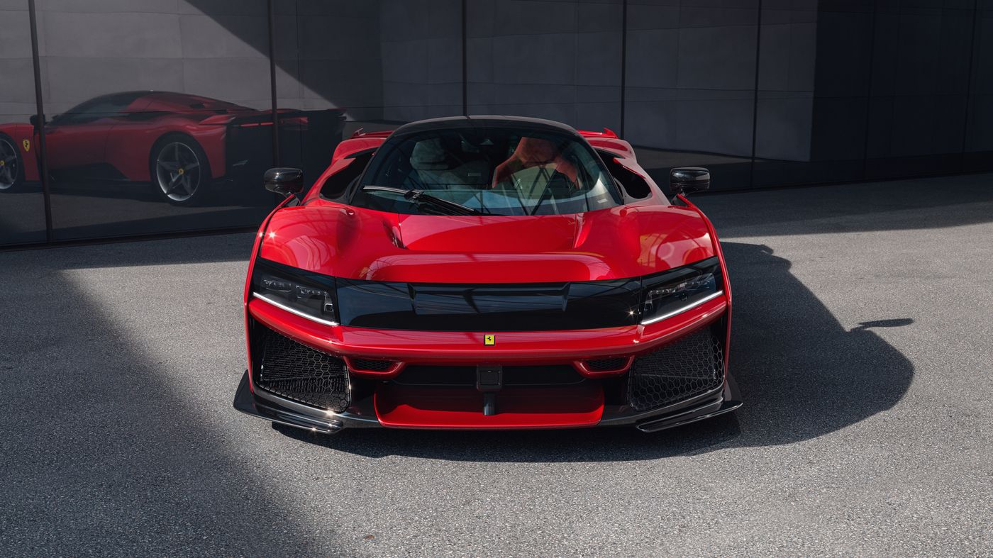 El Ferrari F80, el nuevo súper deportivo y el más potente fabricado para la calle por la marca, tiene 1.200 caballos, tres motores eléctricos y cuesta más de 3 millones