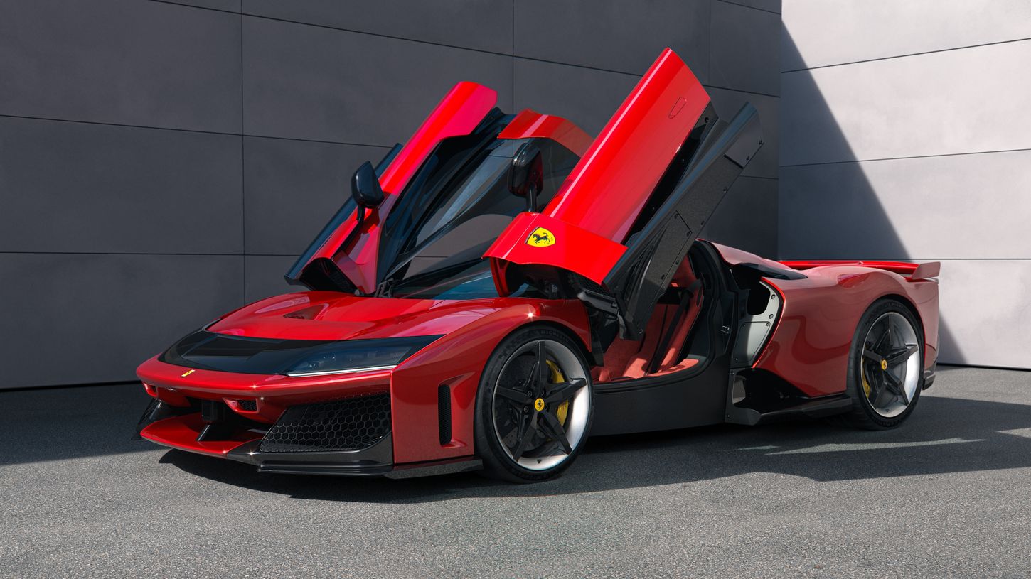 El Ferrari F80, el nuevo súper deportivo y el más potente fabricado para la calle por la marca, tiene 1.200 caballos, tres motores eléctricos y cuesta más de 3 millones