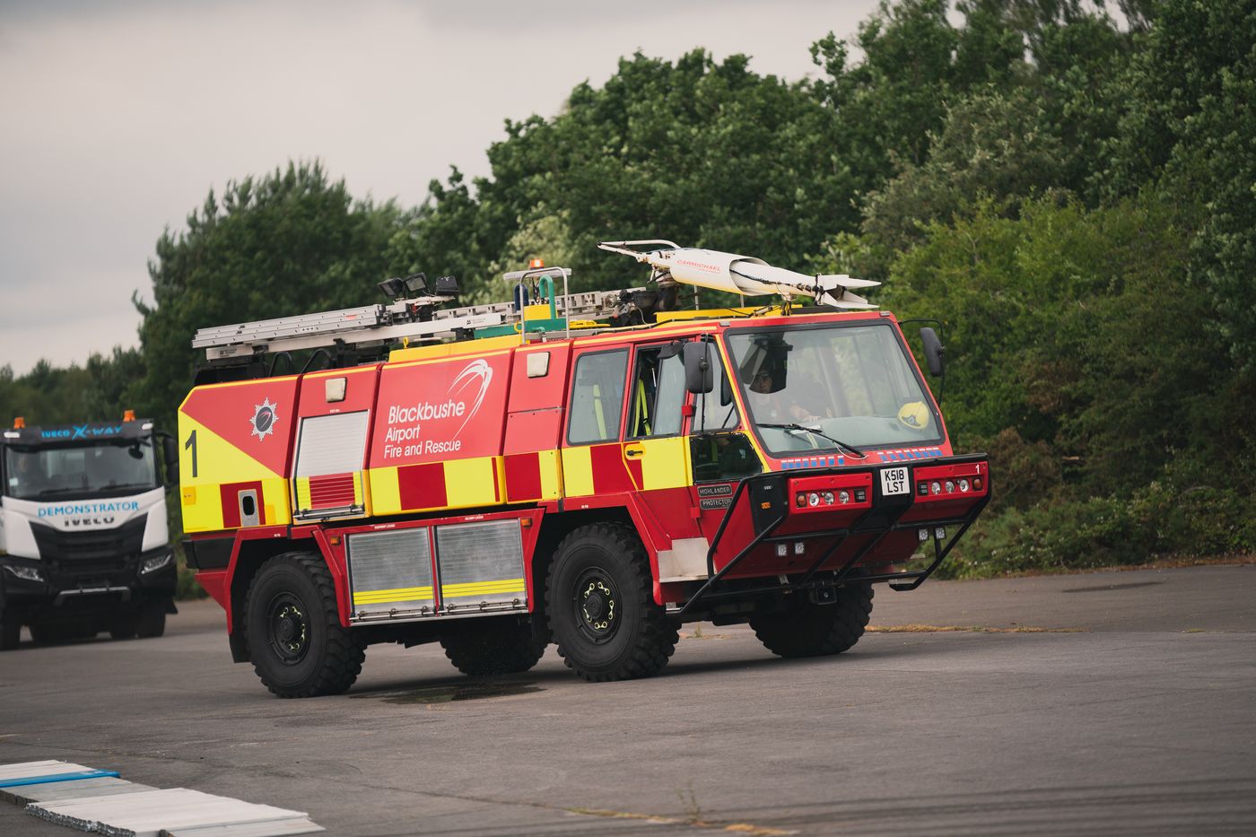 Sabías que un vehículo eléctrico de 140 kW ha entrado en el Libro Récord de los Guinness por remolcar más de 153 toneladas de peso Se trata de un Iveco eDaily