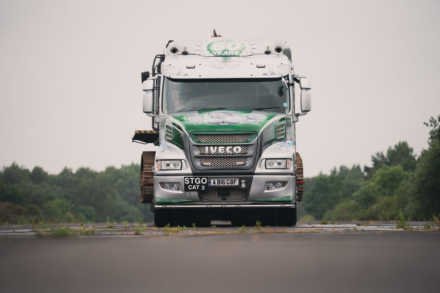 Sabías que un vehículo eléctrico de 140 kW ha entrado en el Libro Récord de los Guinness por remolcar más de 153 toneladas de peso Se trata de un Iveco eDaily