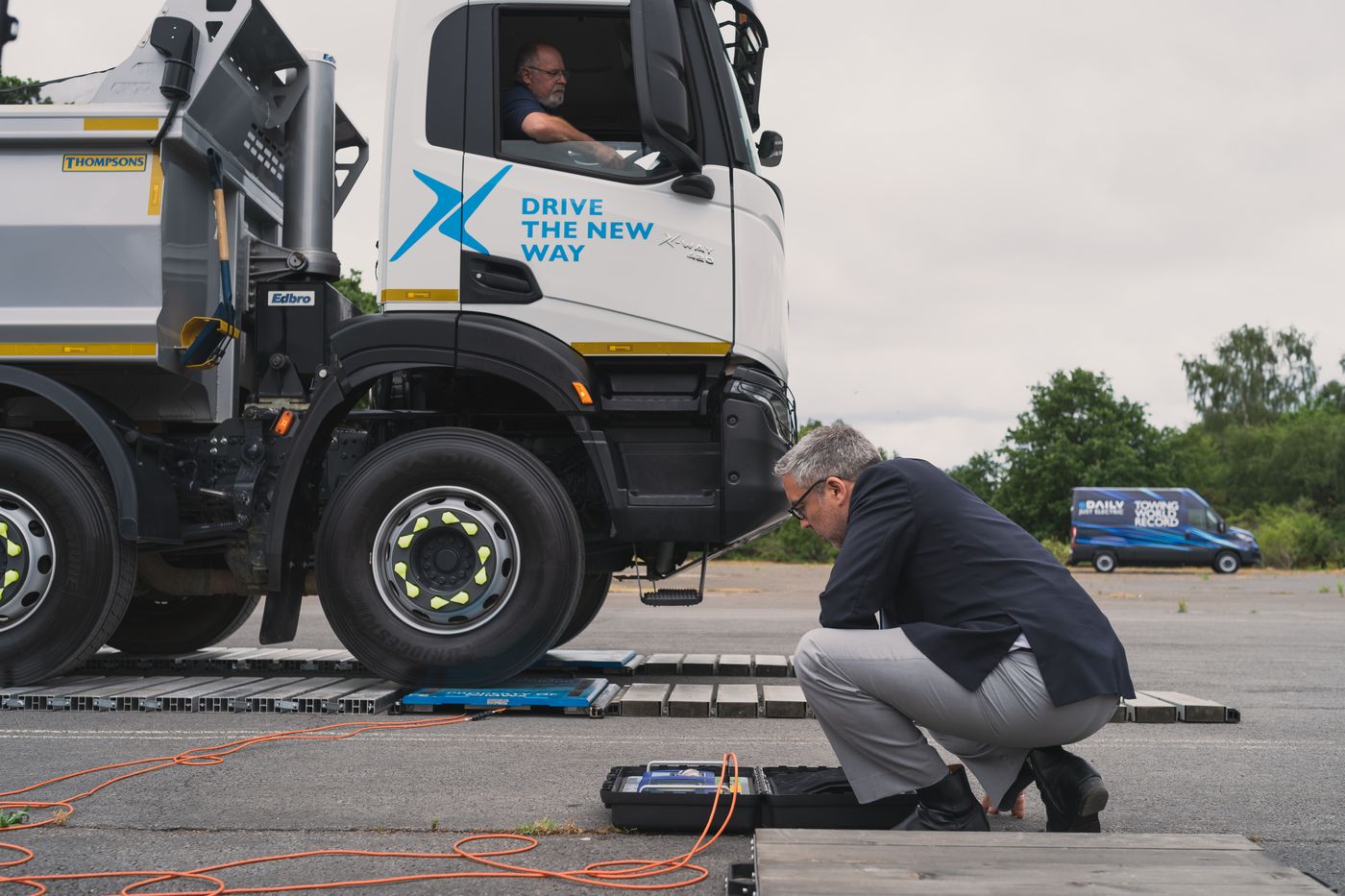 ¿Sabías que un vehículo eléctrico de 140 kW ha entrado en el Libro Récord de los Guinness por remolcar más de 153 toneladas de peso? Se trata de un Iveco eDaily