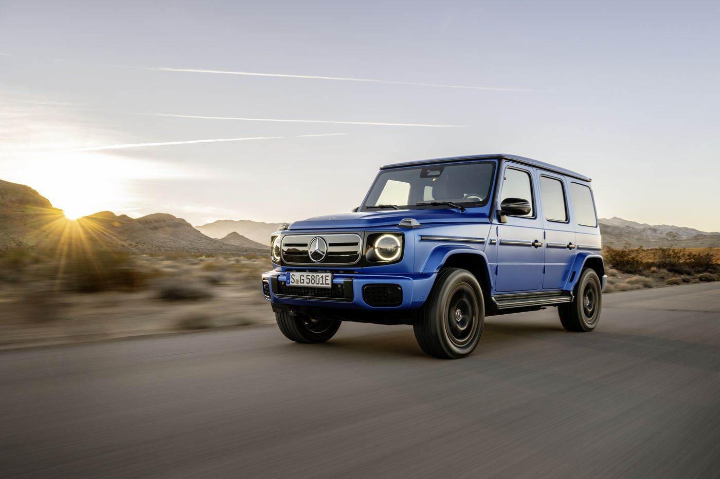 El rey de los todoterrenos, el Mercedes Clase G, se hace eléctrico 100% con cuatro motores, 587 caballos, batería de 116 kW y 473 kilómetros de autonomía