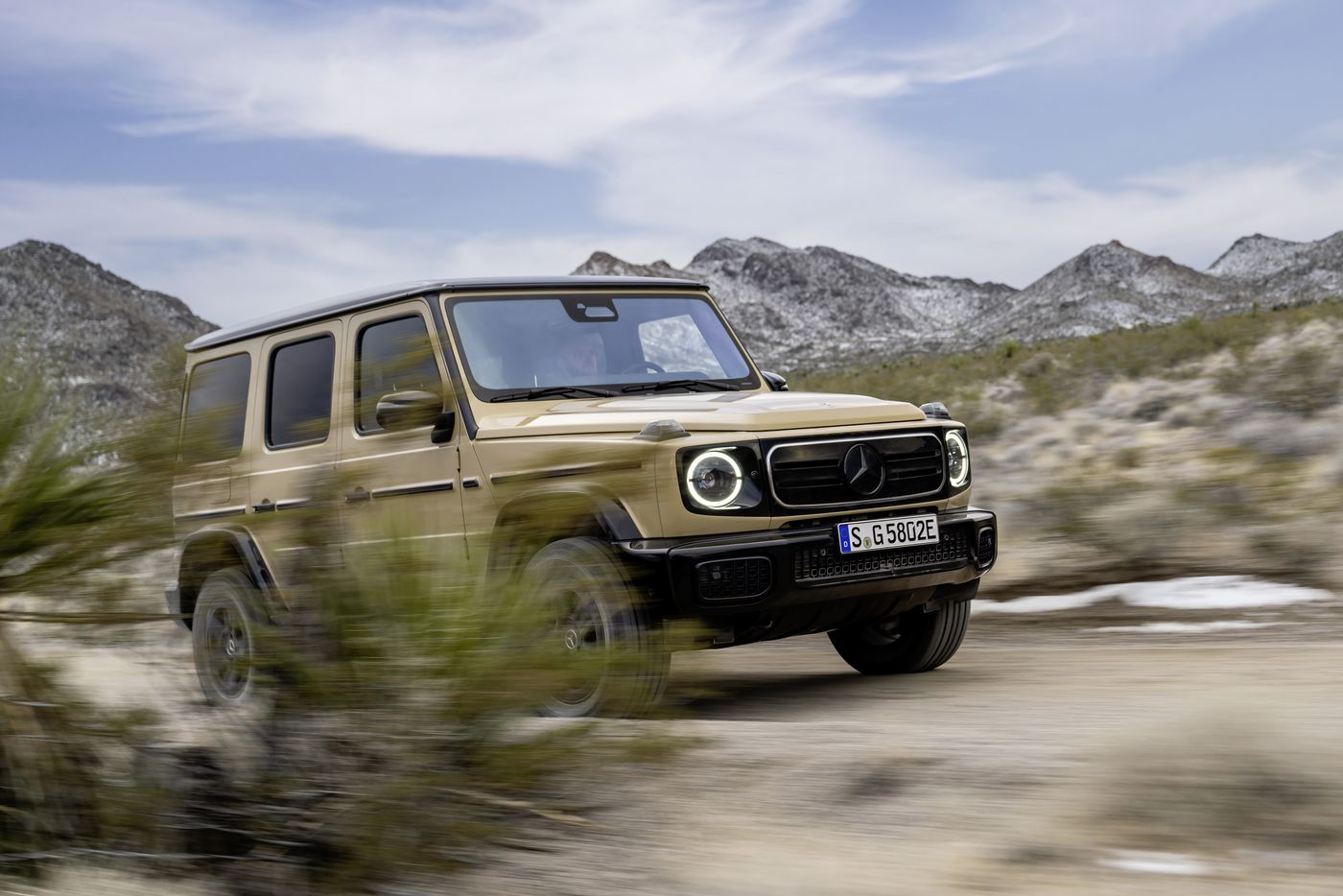 El rey de los todoterrenos, el Mercedes Clase G, se hace eléctrico 100% con cuatro motores, 587 caballos, batería de 116 kWh y 473 kilómetros de autonomía