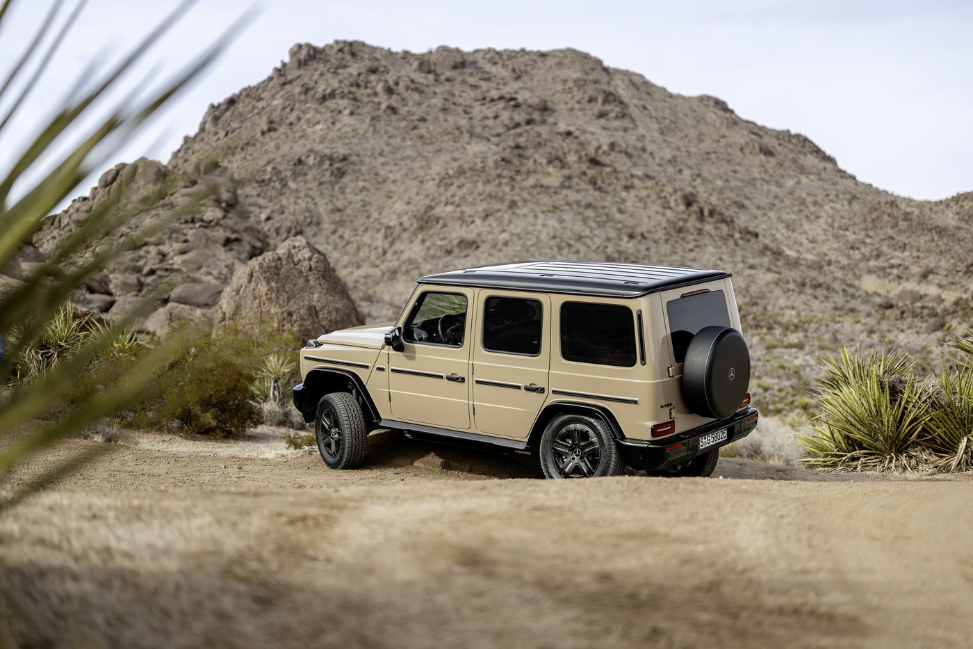 El rey de los todoterrenos, el Mercedes Clase G, se hace eléctrico 100% con cuatro motores, 587 caballos, batería de 116 kWh y 473 kilómetros de autonomía