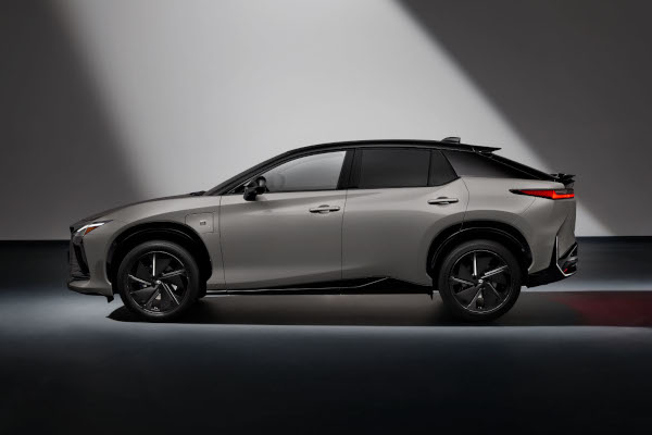 Nuevo Lexus RZ250, un SUV eléctrico 100% de hasta 408 caballos de potencia y hasta tracción total