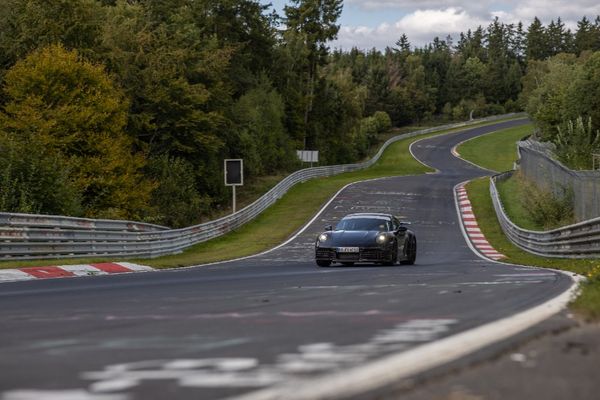 ¡Preparados, listos... ya! Porsche ultima su modelo 911 híbrido, el ícono que los entusiastas del mundo no creerían electrificado