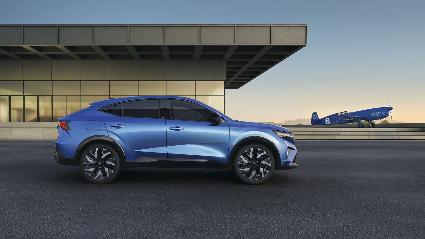 El nuevo modelo de Renault se llama Rafale y “anuncia una nueva era en el diseño de Renault” con motor E-Tech full hybrid de 200 CV