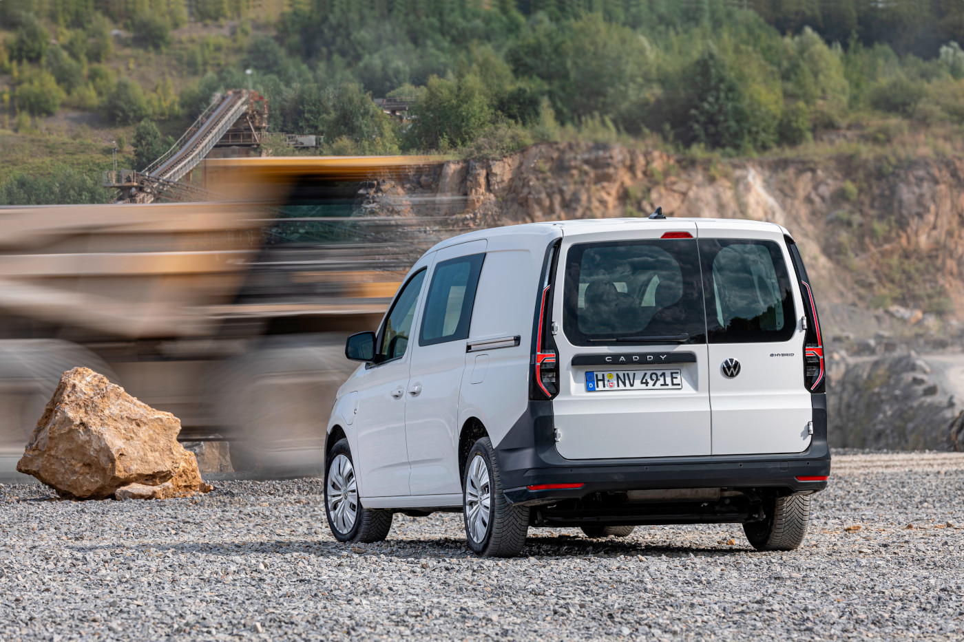 Movilidad sostenible en los Vehículos Comerciales de Volkswagen con sus renovados PHEV y especial énfasis en la Caddy